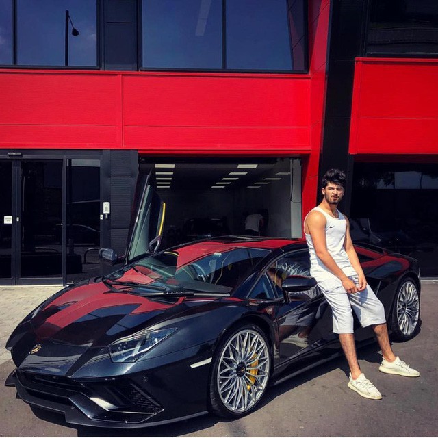 Lời trần tình của nhân viên bán Lamborghini: Đừng đuổi một cậu bé 19 tuổi ra khỏi showroom - Ảnh 3.