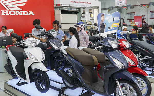 Bất chấp nhu cầu ô tô tăng mạnh, doanh thu của Honda Việt Nam đã vượt 100.000 nghìn tỷ đồng, lợi nhuận lớn hơn Thaco, Thành Công, Toyota, Ford, Mercedes… cộng lại