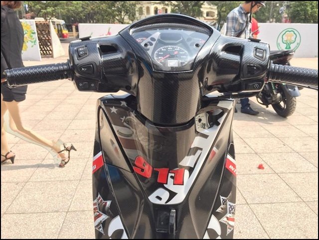 Honda SH độ cá tính với dàn áo "Police" của biker Hà thành