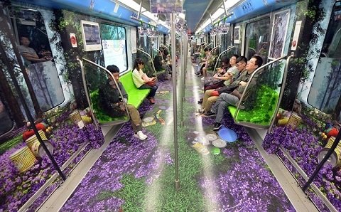Thú vị với tàu điện ngầm vẽ tranh 3D ở Trung Quốc