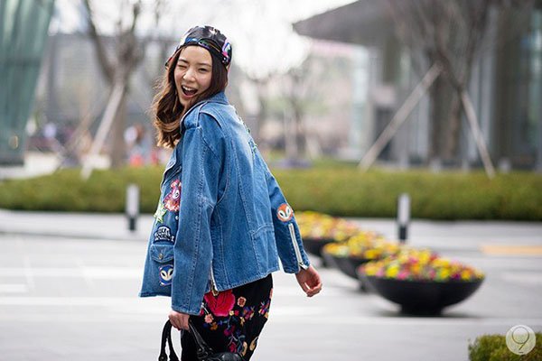 Hoa mắt với áo khoác độc đáo của dàn hot blogger nổi tiếng