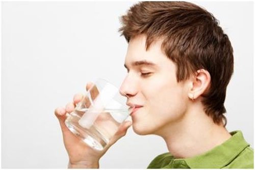 3 loại nước giúp bạn giải rượu "cấp tốc" ngay trên bàn nhậu
