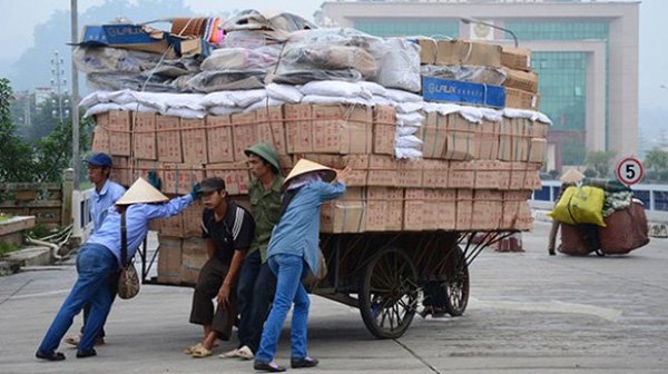 Đồng nội tệ mất giá - khó khăn lớn nhất của DN xuất khẩu Việt Nam