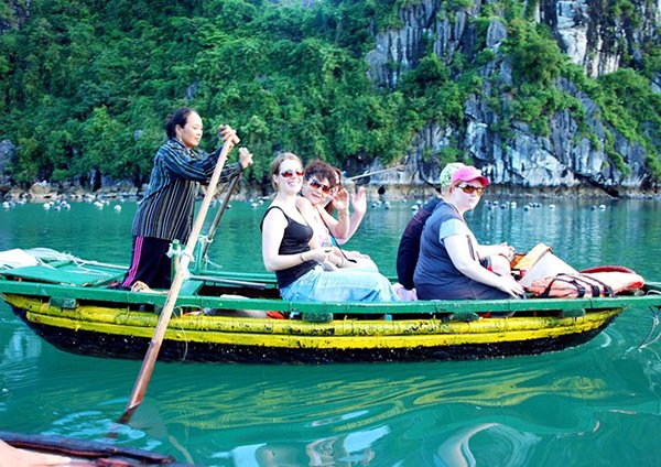 Tuổi trẻ có thể làm gì cho du lịch Việt?