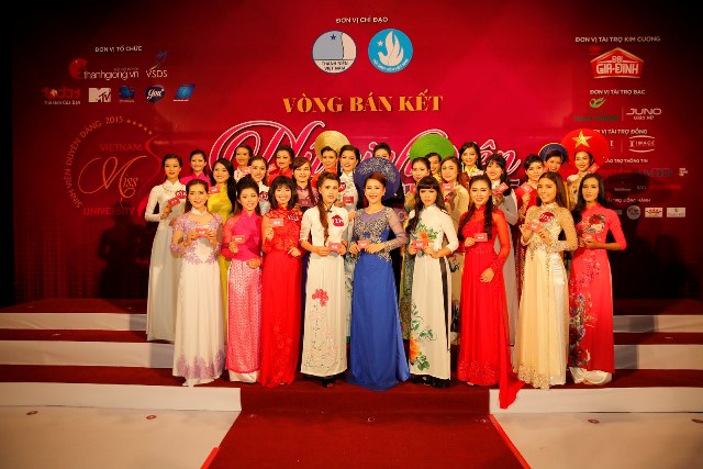 Kyo York: “Các bạn thí sinh VMU 2015 đẹp tuyệt vời”