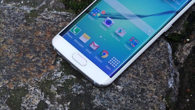 Galaxy S7 có thể hỗ trợ thẻ nhớ, màn hình cong 4 cạnh