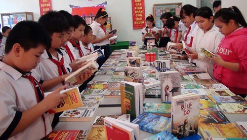 Bộ GD&ĐT yêu cầu nhanh chóng phát triển văn hóa đọc trong nhà trường