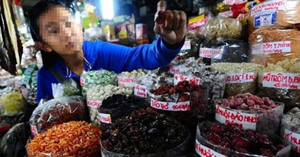 37 tấn hàng hoa quả khô nhập khẩu nghi nhập lậu từ Trung Quốc