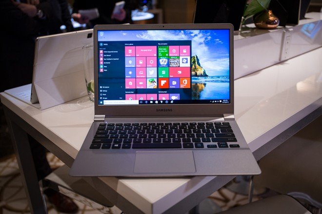 Những laptop nổi bật tại CES 2016