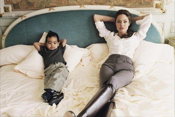 10 quan điểm nuôi dạy con ấn tượng của Angelina Jolie và Brad Pitt