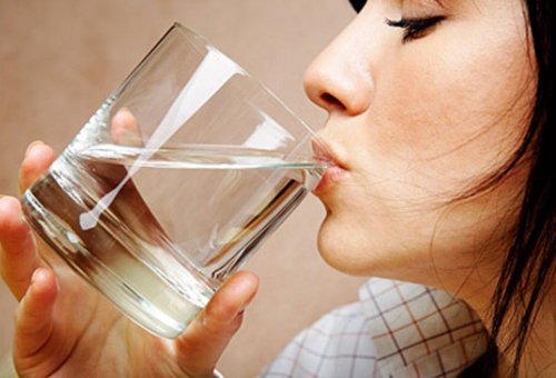 5 loại nước giúp giảm cân hiệu quả sau Tết