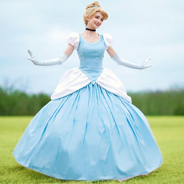 Bạn có sẵn sàng chi 300 triệu để trở thành công chúa Disney như cô nàng này?