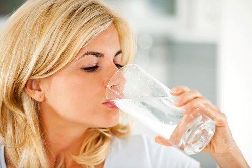 Thời điểm uống nước sẽ tốt hơn cả dùng thuốc bổ