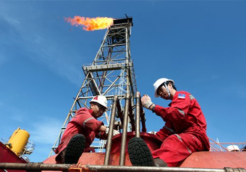 Petronas và PVN gia hạn hợp đồng chia sẻ sản phẩm thêm 10 năm