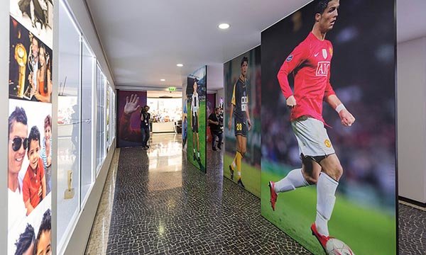 Bên trong bảo tàng cá nhân của Cristiano Ronaldo