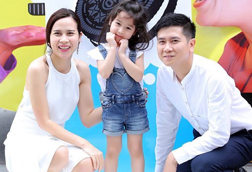 Con gái Lưu Hương Giang 'kể tội' bố Hồ Hoài Anh với mẹ