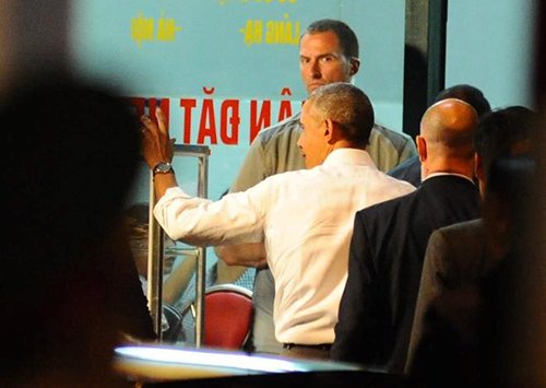 Tổng thống Obama gọi 2 suất bún chả Hà Nội