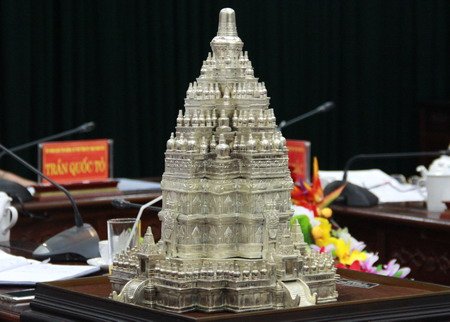 Tỷ phú Xuân Trường chi 10.000 tỷ đồng xây Tháp Phật giáo lớn nhất thế giới tại Thái Nguyên