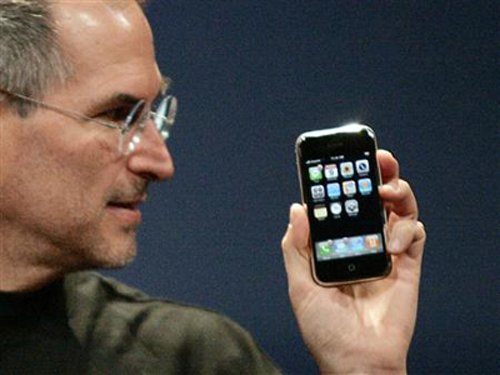 Apple bị kiện, đòi 10 tỷ USD tiền bản quyền iPhone