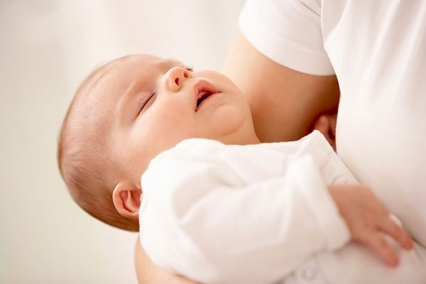 Những điều mẹ cần biết về chứng vàng da ở trẻ sơ sinh