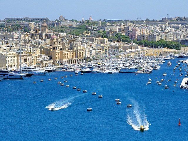 TS.Lê Đăng Doanh: Nhiều đại gia trẻ đầu tư ra ngoài, có cả Malta