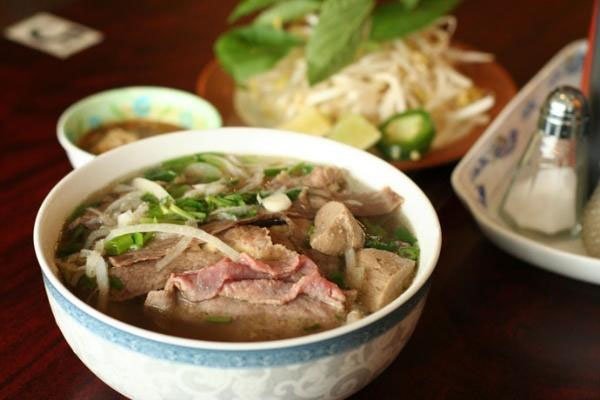 Sao ngoại "phát cuồng" vì 3 món ăn dân dã ở Việt Nam
