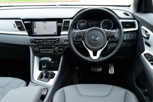Kia Niro hybrid SUV 2016 có hạ nổi Toyota Prius?