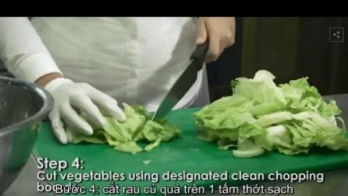 4 bước rửa sạch thuốc trừ sâu trên bề mặt rau củ quả