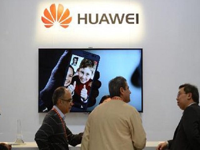 Huawei đặt mục tiêu doanh số kỷ lục cho năm 2016