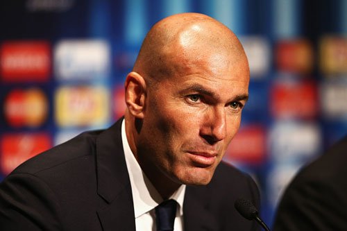 HLV Zidane nói gì sau khi giúp Real giành siêu cúp châu Âu?