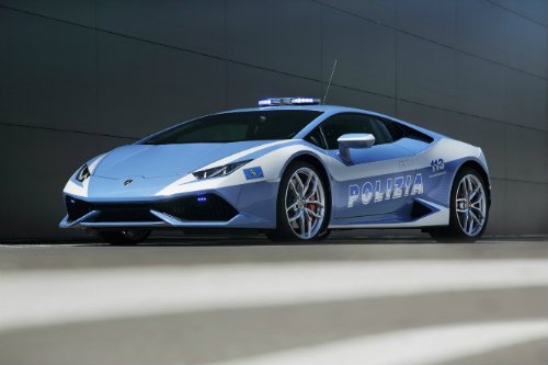 Top 10 xe cảnh sát đắt nhất khiến tội phạm khiếp vía