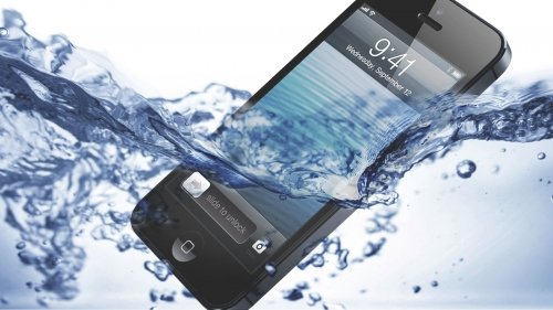 Cách 'cấp cứu' hiệu quả khi iPhone rơi xuống nước