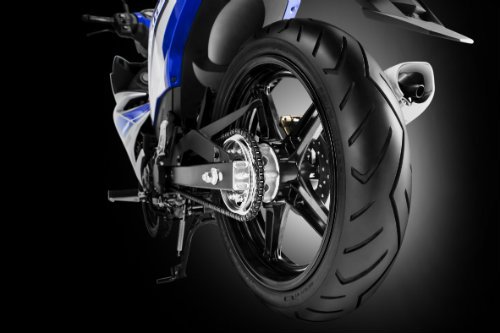 Soi Yamaha Exciter 150 MotoGP Edition Thái giá 39,6 triệu đồng