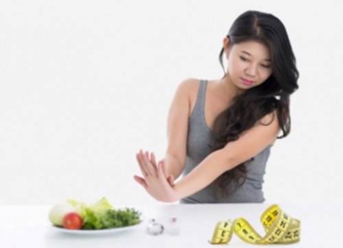 5 thói quen xấu khiến bạn ăn kiêng mà vẫn tăng cân