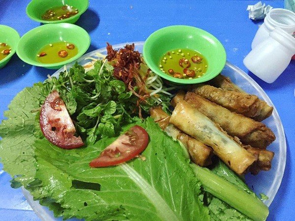 Những món ăn vặt không nên bỏ qua khi du lịch Đà Nẵng