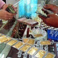 Vàng loạn giá vì Chính phủ Mỹ đóng cửa