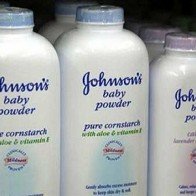 Johnson & Johnson “đau đầu” cải thiện chất lượng sản phẩm