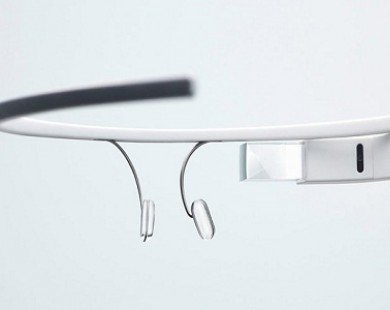 Samsung ’chế tạo’ Gear Glass để ’đấu’ với kính Google