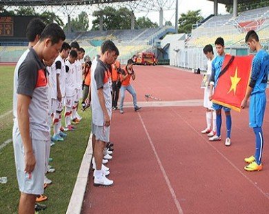U19 Việt Nam đến Hà Nội viếng Tướng Giáp