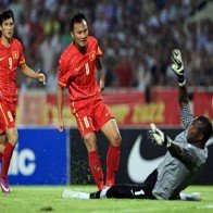 ĐT Việt Nam 2-1 ĐT Qatar: Trọng Hoàng lập cú đúp