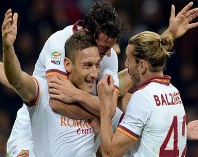 Totti: Kẻ thách thức thời gian!