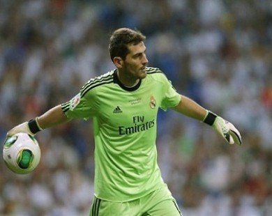 Casillas bóng gió khả năng chia tay Real