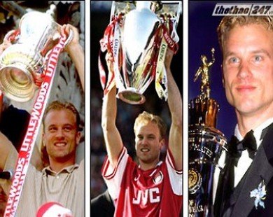 Bergkamp tin Arsenal vô địch Premier League