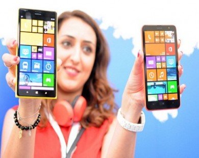 Bộ đôi Lumia màn hình ’khổng lồ’ của Nokia