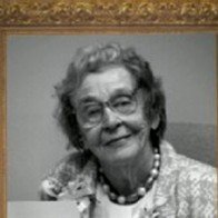 Cụ bà 100 tuổi kiếm nhiều tiền hơn CEO của phố Wall?