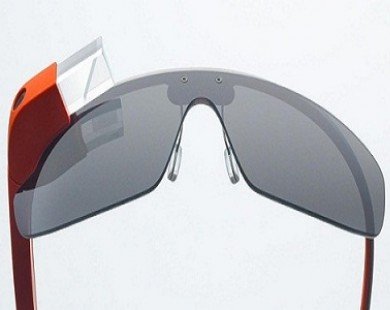 Microsoft sản xuất kính thông minh giống Google Glass?