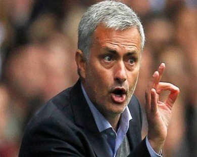 Chelsea thắng to, Mourinho hết lo mất vé