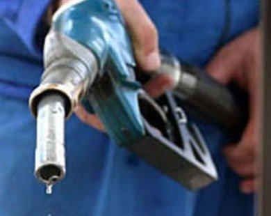 Bộ Tài chính yêu cầu không tăng giá xăng, dầu