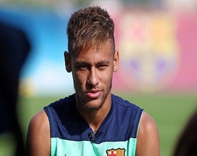 Neymar làm 