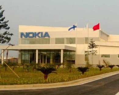 Chính thức vận hành nhà máy 300 triệu USD của Nokia
